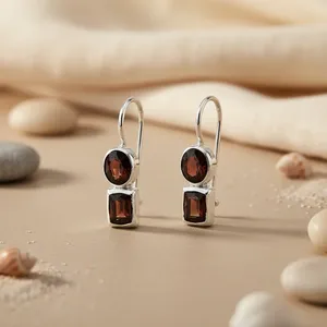 Pendientes de Plata 925 con Granate para Mujer - Product Image 2