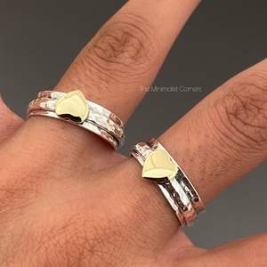 Anillo giratorio de corazón de dos tonos de plata 925, banda de meditación hecha a mano para mujer con ágata estilo clásico para boda y fiesta - Product Image 1