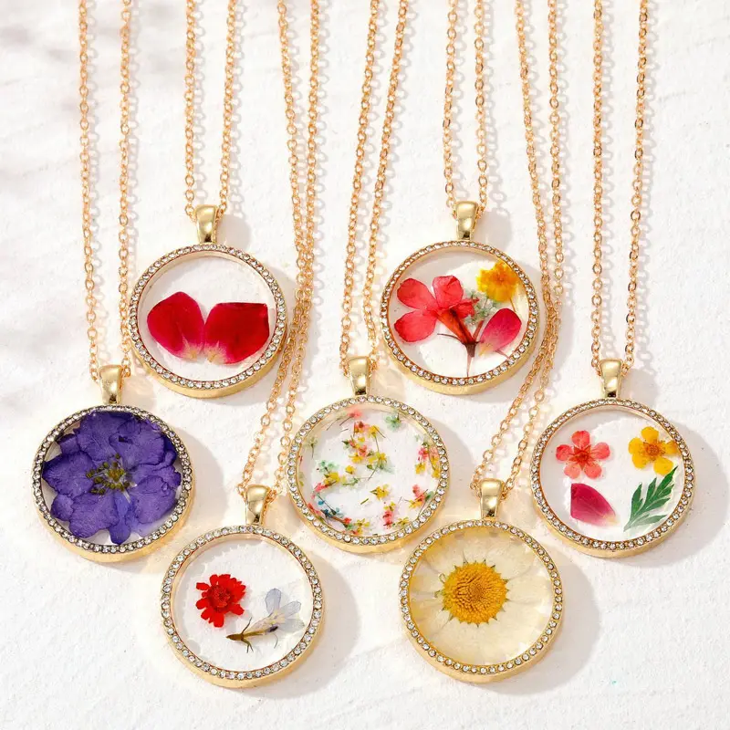 Low MOQ 10pcs Wholesale birthday pendant dry resin dried flower necklace with real flowers