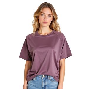 T-shirts pour femmes surdimensionnés de haute qualité 100% polyester avec logo personnalisé, col rond, t-shirt pour femmes - Product Image 1