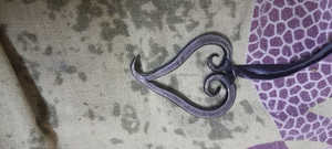 สร้อยคอไวกิ้งแห่งความรักนิรันดร์ สร้อยคอรูนไวกิ้งโบราณ งานตีขึ้นรูปด้วยมือ สไตล์ไม่ซ้ำใคร ทำจากเหล็กตีขึ้นรูป - Product Image 5