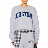 Conjunto de Sudadera y Pantalones Deportivos Personalizados para Mujer, Color Gris Jaspeado, Bordado, con Estampado de Arco Colegial y Letras Azul Marino, Cuello Redondo, Tejido de Algodón