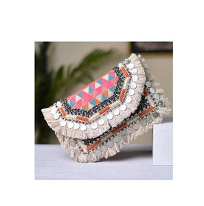 Bolsos de lona de yute de diseñador multicolor con asa de cadena larga Forma de tamaño personalizado Bolso de lona hecho a mano de alta calidad para mujer - Product Image 6