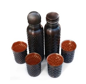 Hormigas al por Mayor de Primera Calidad. Botella de Cobre y Mármol de 650 ml, Sostenible, la Fusión Perfecta de Belleza y Funcionalidad - Product Image 6