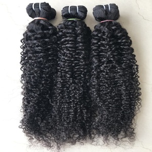 Paquetes de cabello humano rizado negro suave alineado con cutícula de visón crudo sin procesar al por mayor de envío directo del vendedor de cabello indio - Product Image 3