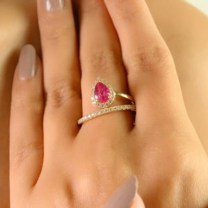 Produits en vente chaude 100% authentique Rubis en forme de poire et diamant taille ronde Dernière bague flottante de créateur pour mariage Or jaune 14 carats - Product Image 3