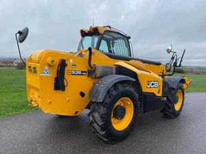 Chariot télescopique tout-terrain jaune, moteur diesel, 4 roues motrices, commande assise, capacité de 3,5 tonnes, pour travaux agricoles et de construction - Product Image 1