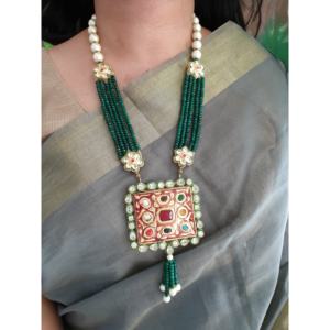Collier artisanal Kundan Meenakari serti de perles vertes et boucles d'oreilles bijoux indiens traditionnels - Product Image 2