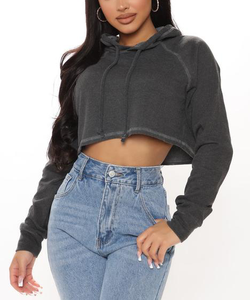 Nouveau sweat à capuche court pour femme, collection hiver 2026, style urbain tendance, avec logo frontal et motif à carreaux, en polaire, vente en gros - Product Image 1