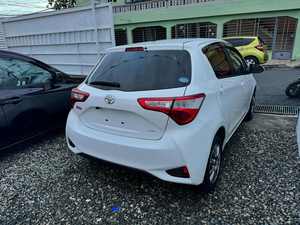 Toyota Vitz d'occasion 2019, abordable et en bon état - Product Image 3