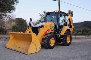 Chargeuse-pelleteuse Caterpillar 420F de qualité CATERPILLAR Pelles rétrocaveuses utilisées Cat 420 Tracteur Chargeuse-pelleteuse - Product Image 3