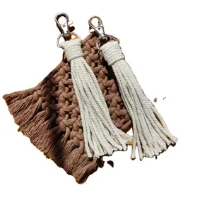 ของขวัญวันแม่พวงกุญแจ macrame ทำด้วยมือพวงกุญแจของขวัญแต่งงาน - Product Image 1