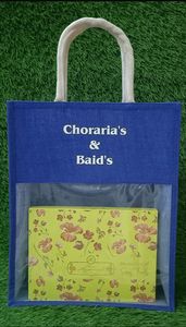 Sacs à provisions en jute en vrac personnalisés et écologiques Fenêtre en PVC transparent et bordure en dentelle délicate Panier transparent pour cadeaux de retour d'entreprise - Product Image 5