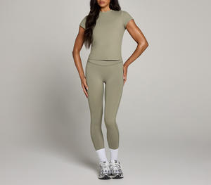 Camiseta de Algodón 100% Personalizada al por Mayor para Mujer, Camiseta Deportiva Transpirable con Cuello Redondo para Gimnasio - Product Image 2