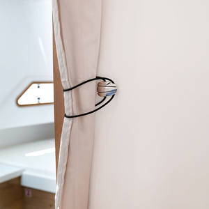 Support de corde de bateau universel à montage en surface Marine Town avec bungee en acier inoxydable 316 et conception à crochet pour un rangement ordonné sur le pont - Product Image 5