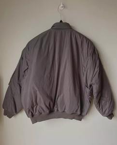 Chaqueta Bomber Acolchada Anthropologie, Color Gris Taupe, Corte Holgado, Nueva, Transpirable para Mujer, MS-LJ-0074 - Product Image 5