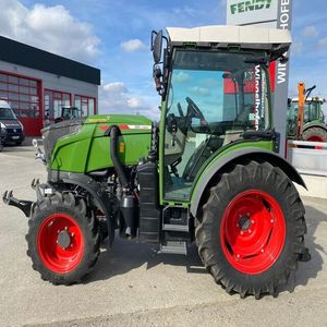 Barato YTO 90HP 100HP 110HP 120HP 130HP 4WD Tractores para maquinaria agrícola Tractores de Francia usados en venta - Product Image 5