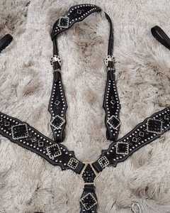 Personnalisé Premium Western Tack Set Haute Qualité Perlé Strass En Cuir Cheval Headstall Poitrine Collier Personnalisé De Luxe Travail Manuel Bas - Product Image 5