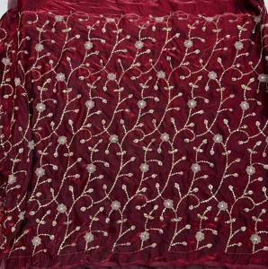 ออกแบบผ้าไหมที่มีรายละเอียดการปักดอกไม้และลูกปัดสำหรับ lehenga choli Saree และคู่แต่งงานตระการตา - Product Image 6