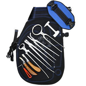 Ensemble d'outils de maréchal-ferrant et tablier de maréchal-ferrant en cuir noir, kit d'outils de maréchal-ferrant, kit d'outils pour les sabots, kit de tire-sabots, instruments vétérinaires - Product Image 1