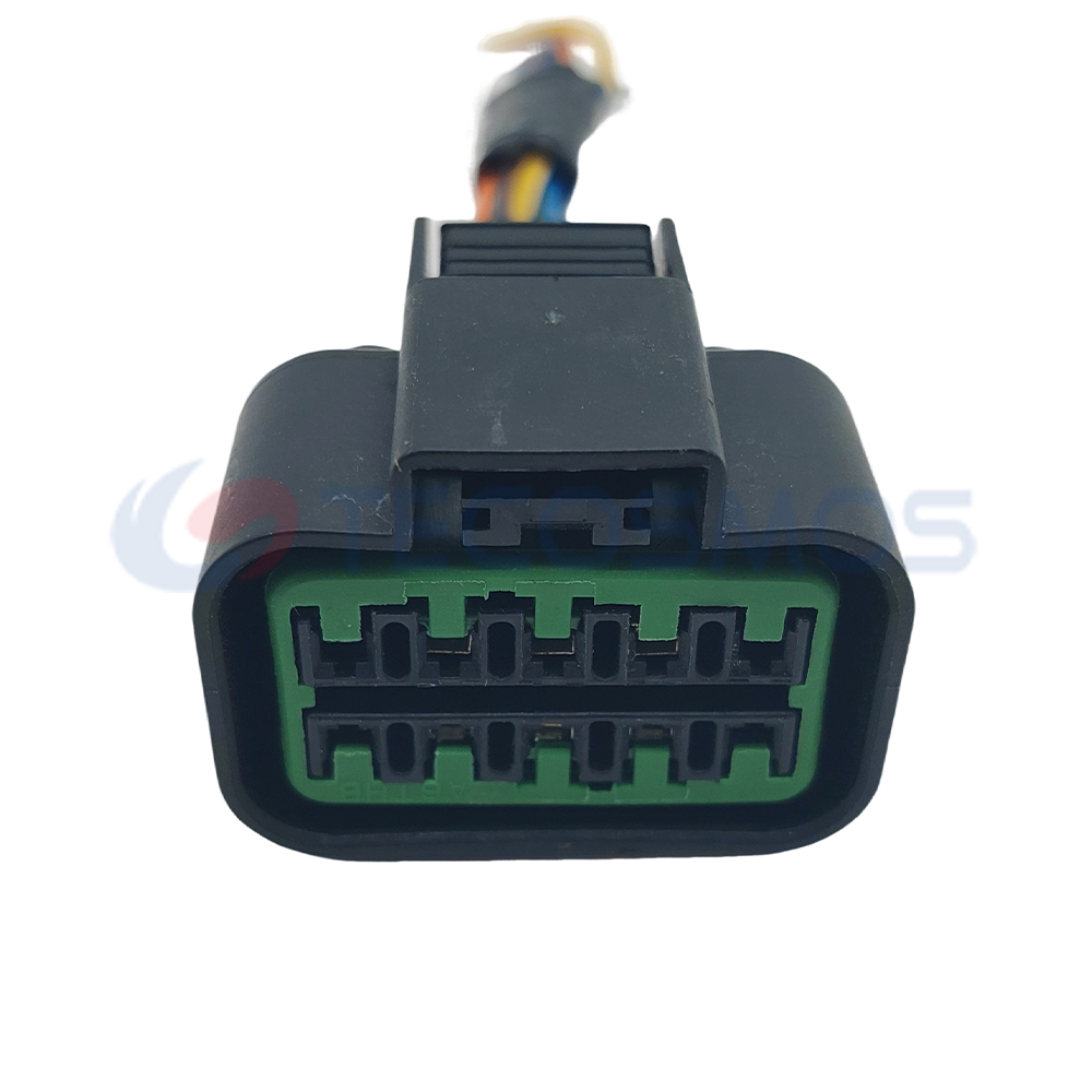 Auto Parts Headlight Connector for Car Female 8- Pin PB625-10027 DJ7103A-2.2-21 CT10-0015M