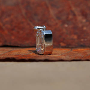 ชุดฝาเพชรรูปมรกตและ3.75กะรัตสำหรับปลูกในห้องทดลองที่เต็มไปด้วยจี้เพชร/CVD เพชร14K สีทองล้วนได้รับการรับรองว่าเป็นของขวัญครบรอบ - Product Image 3