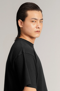 เสื้อยืดโอเวอร์ไซส์ผู้ชายผ้าฝ้าย100% 350gsm บ็อกซี่ใส่สบายสไตล์ฮิปฮอปพิมพ์ลายโลโก้ - Product Image 5