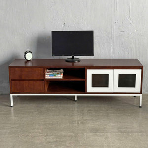 ตู้วางทีวีสไตล์บ้านไร่แบบดั้งเดิมพร้อมขาไม้ยางพาราและเหล็ก - Product Image 3