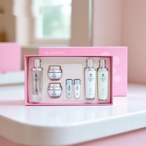 Set de Cuidado Facial Hidratante con Colágeno Hidrolizado y Ácido Hialurónico para Mujer - Blanqueador, Listo para Marca Privada (Estilo Coreano) - Product Image 3