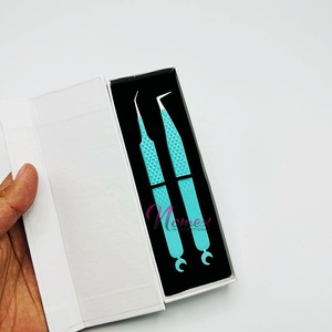 Hermoso agarre de diamante de alta calidad, Punta plateada, forma de luna, pinzas para pestañas inferiores, logotipo personalizado de acero inoxidable, pestañas de 45 grados - Product Image 5