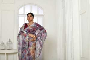 Fournisseur indien vendant de la soie d'organza pure et lourde d'articles ethniques avec un beau travail manuel partout de l'exportateur indien - Product Image 5