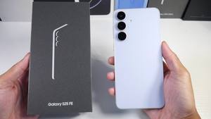 Nuevo Lanzamiento Auténtico: Samsung Galaxy S25, S25+, S25 Ultra, Teléfono Inteligente de 6.9 Pulgadas con S Pen, Grabación de Video 8K, IA y Visión Nocturna - Product Image 3