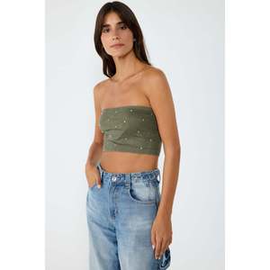 Blusa Informal Color Caqui con Logotipo Frontal, Cuello Redondo sin Costuras, 100% Poliéster - Product Image 2