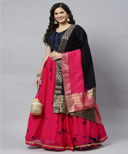 Nueva ropa de fiesta de diseñador tela de tafetán lehenga choli con dupatta ropa de mujer India semi-cosida al por mayor Surat ApparelGarment - Product Image 5