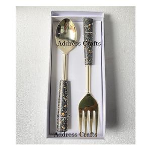 ชุดเซิฟเวอร์สลัดสแตนเลสเคลือบทองพร้อมด้ามจับหินขัดเครื่องครัวคุณภาพระดับพรีเมียม - Product Image 1