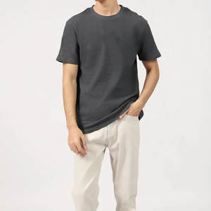 Nouveau design T-shirts pour hommes Vêtements décontractés T-shirts pour hommes Vêtements d'été T-shirts pour hommes en gros - Product Image 3