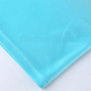 Vêtements de football élégants et durables pour hommes et garçons avec nom et logo pour les équipes - Product Image 3