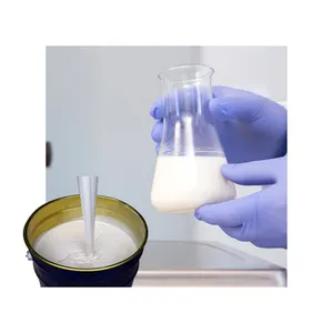 مطاط بيوتادين من النتريل السائل الطبيعي عالي الجودة (NBR) بمميزات من اللاتكس مع مقاومة للزيت والتآكل