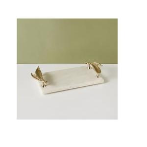 ถาดเสิร์ฟอาหารทรงสี่เหลี่ยมผืนผ้าหินอ่อนส่องแสงพร้อมที่จับสีทองแฟนซี - Product Image 6