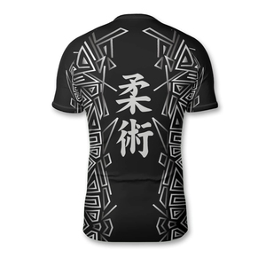 Camisa de baño Rash Guard de manga corta para mujer UPF 50 + Protección solar Colores y logotipos personalizados Tela ligera Proveedor de pedidos a granel - Product Image 3