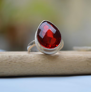 แหวนควอทซ์โกเมนสีแดง925เงินสเตอร์ลิงของขวัญแต่งงานสไตล์โบฮีเมียนเครื่องประดับอัญมณีธรรมชาติพรีเมี่ยมสำหรับความหลงใหล - Product Image 1