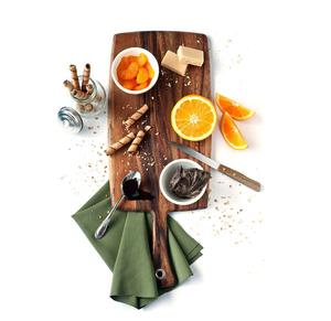 Planche à découper en bois antibactérienne avec une finition naturelle assurant une préparation alimentaire sûre et hygiénique pour les familles - Product Image 5