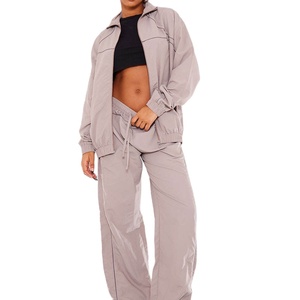 ชุดวอร์มซิปผู้หญิง เสื้อแจ็คเก็ตน้ำหนักเบา กันน้ำ ระบายอากาศ ชุดวอร์มกันลม ชุดออกกำลังกายผู้หญิง 2026 ชุดลำลอง - Product Image 1