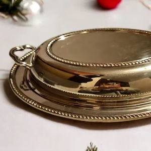 Laiton Traiteur Plat De Service Avec Couvercle Pour La Maison Restaurants & Ustensiles De Cuisine Aliments Plat De Service décor Or Couleur Plat De Service - Product Image 1