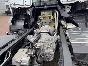 Nuevo Camión Actros 2546 L 6x2 con Chasis Diésel Manual Euro 6, Cabeza Tractora Automática de 6 Velocidades para Transporte de Carga, 4x4 4x2 - Product Image 6