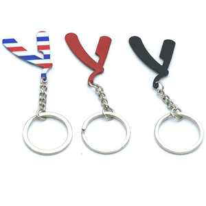 Collar con forma de maquinilla de afeitar de acero inoxidable de calidad profesional Colgante de hoja de alto detalle en una cadena duradera - Product Image 5