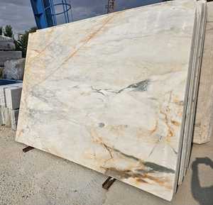 Dalle de marbre Calacatta Gold turc poli, marbre blanc avec des veines dorées et vertes pour comptoir, revêtement mural, sol - Product Image 3