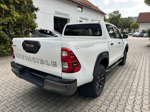 2023 pour Toyota Hilux 2.8 4X4 sièges en cuir de direction gauche - Product Image 2