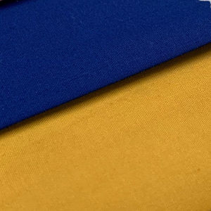 Tela de Camisería de Alta Calidad, 58% Poliéster y 42% Algodón |   Material para Prendas Unisex |   Calidad de exportación a precio de fábrica a un precio asequible - Product Image 1