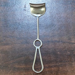 Écarteur chirurgical Doyen réutilisable, taille moyenne, en acier inoxydable, outil hospitalier - Product Image 4